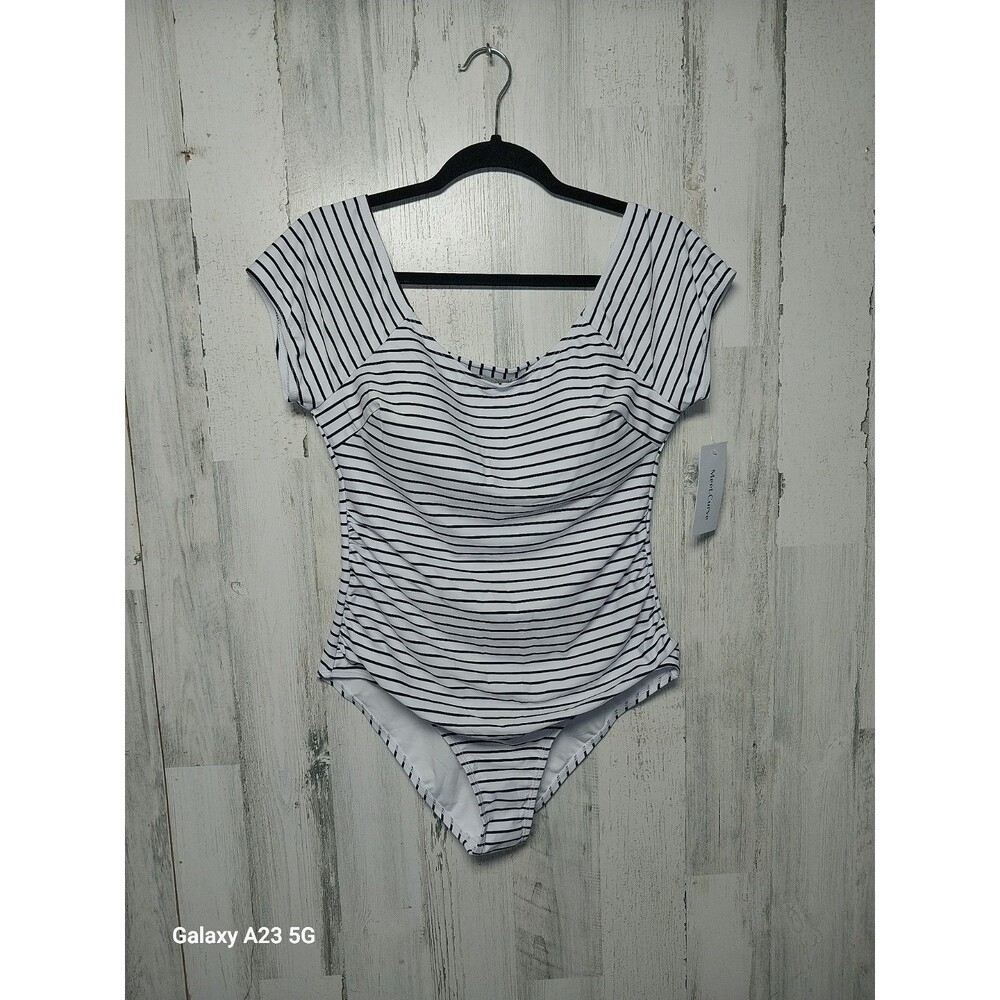 Meet.Curve Woman's NEW Black & White Stripes Modest Elastic Swimsuit L